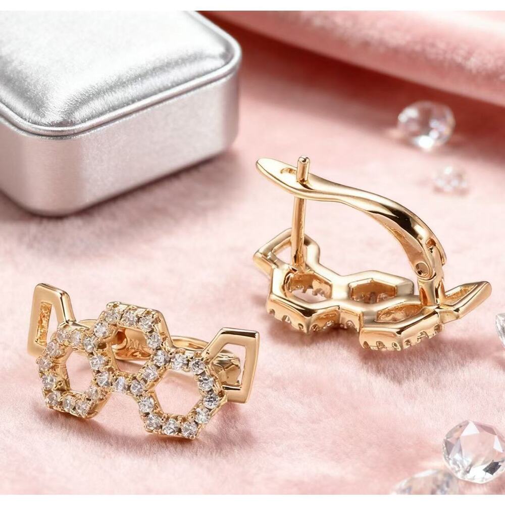 U-shaped brushed ear clips